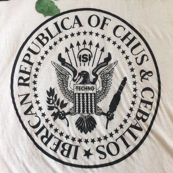 Chus and Ceballos merch tee - Picture 2 of 7